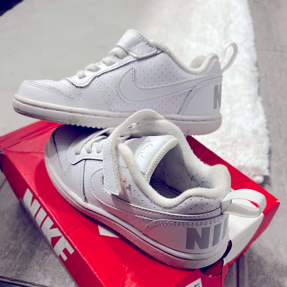 Nike boys sneakers size 11